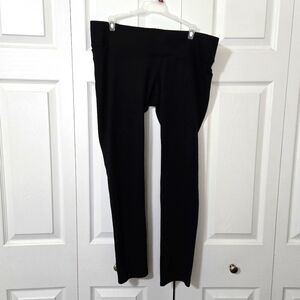 Isabel Maternity Black Leggings, Large, back pockets, EUC